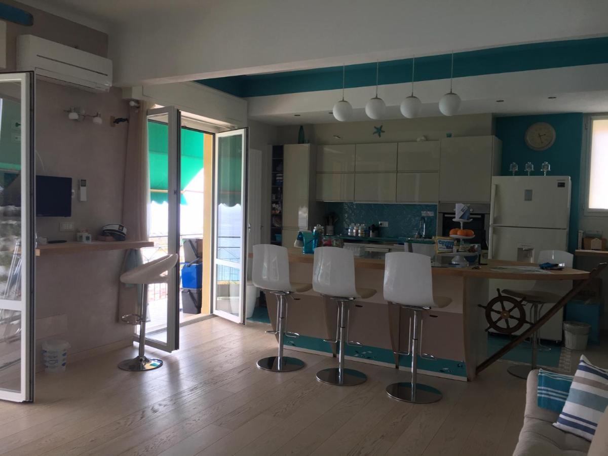 Cinqueterreblu Lungomarenostro Apartment มอนเตรอสโซ อัล มาเร ภายนอก รูปภาพ
